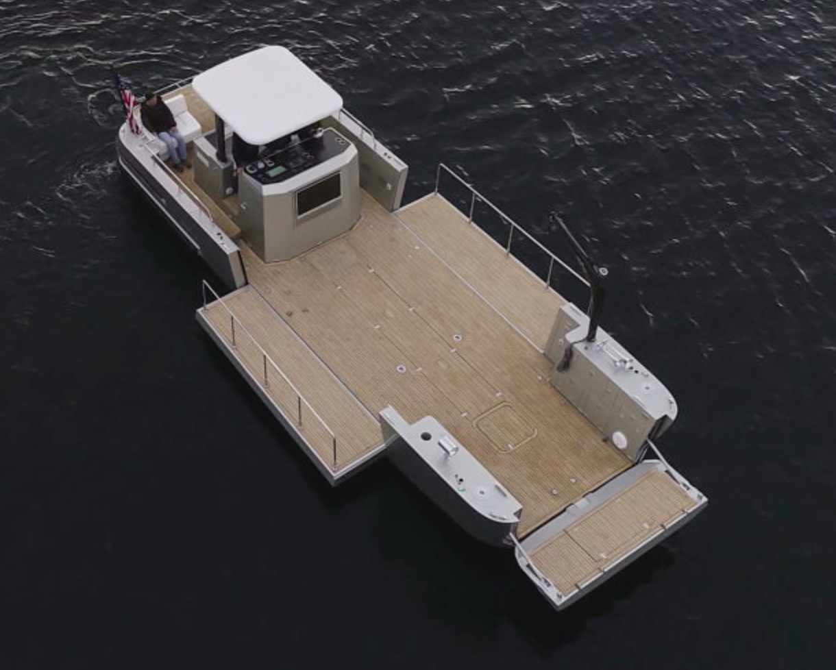Reliant Yachts Lander